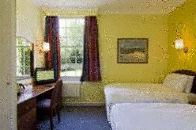 Ellersly House Hotel Эдинбург Номер фото