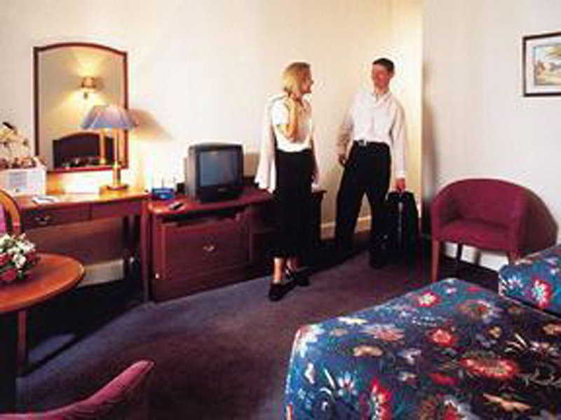 Ellersly House Hotel Эдинбург Экстерьер фото